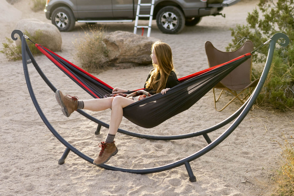 The Foot Hammock, A Brilliant Device Designed to Allow People to