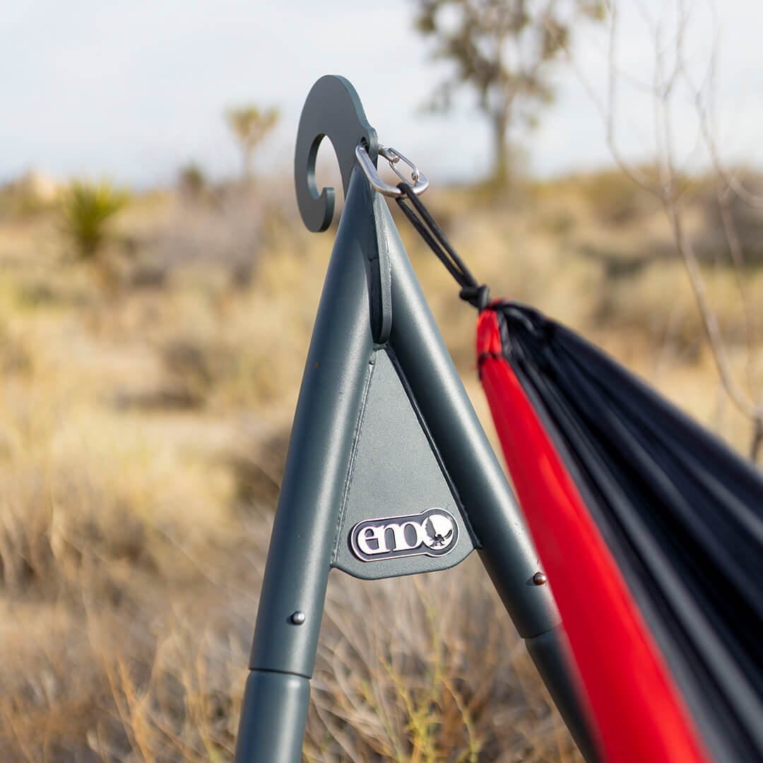 ENO SoloPod Hammock Stand | Easy, No-Tools-Needed Setup