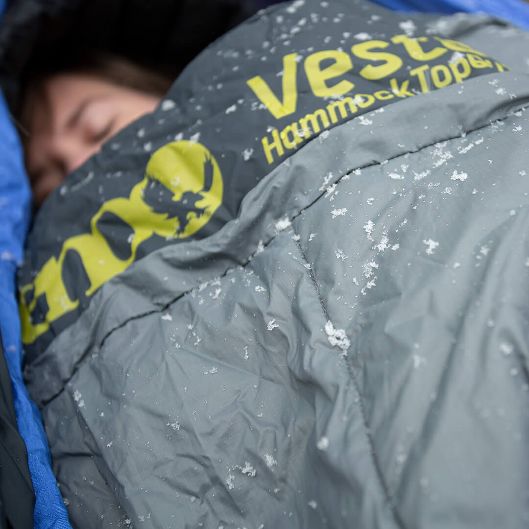 ENO Vesta TopQuilt | Treated To Keep You Warm