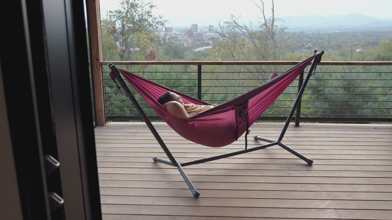 Parkway™ Adjustable Hammock Stand